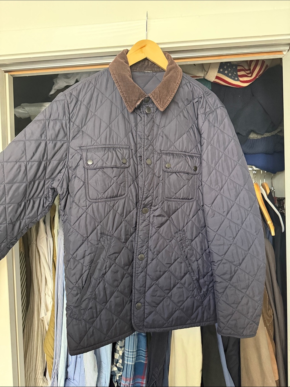 Barbour Tinford Medium Quilted Jacket with Brown Corduroy Collar - Navy